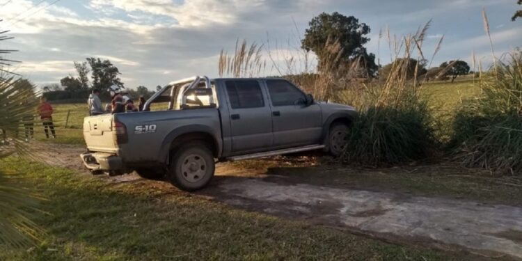 Entre Ríos | Por una convulsión, perdió el control del vehículo en que viajaba junto a su familia
