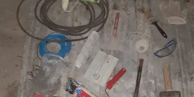 Santiago del Estero: dos delincuentes que habían desvalijado una empresa de construcción fueron atrapados