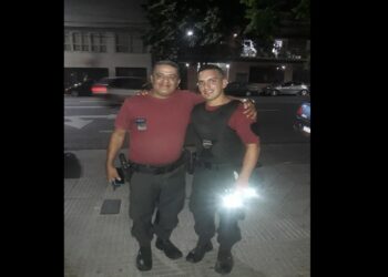 Video – Parque Patricios: Un Policía de la Ciudad salvó a un hombre que intentaba suicidarse