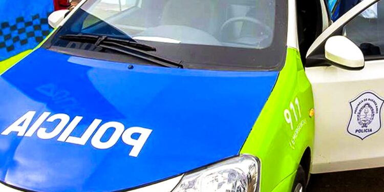Lanús: Un Policía que se encontraba trabajando de Uber, mató a un ladrón e hirió a otro.