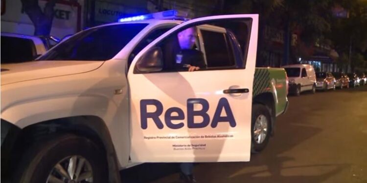 Pinamar: Desactivan una multitudinaria fiesta clandestina en El Bosquecito
