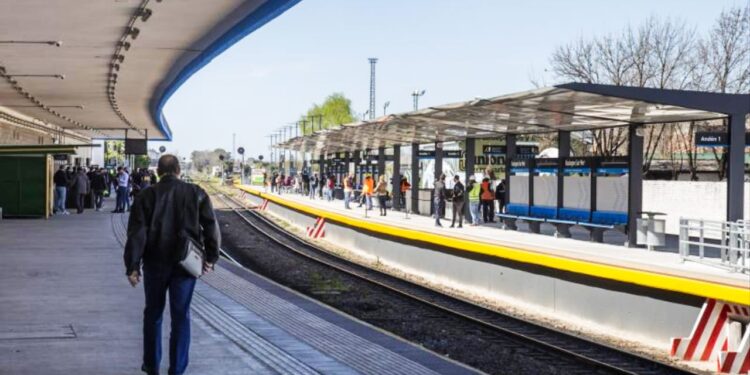 Boulogne: Mató a su pareja tras arrojarla a las vías del tren