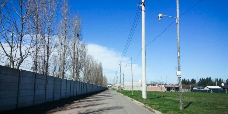 Escobar: Un hombre que intentó entrar a robar a un barrio privado murió aplastado por bloques de cemento
