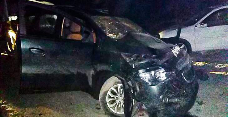 González Catán: Tres delincuentes robaron una camioneta, colisionaron y fueron detenidos.