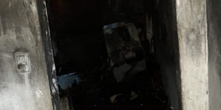 HURLINGHAM: INCENDIO LO PIERDEN TODO.
