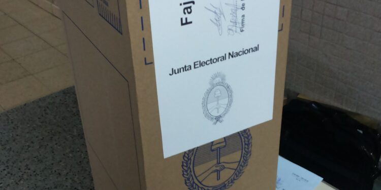 Boleta única papel: desde el Frente de Todos vuelven a criticar a la oposición.
