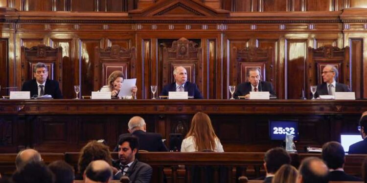 Corte Suprema: Alberto Fernández y los gobernadores avanzaron en la propuesta de reforma.