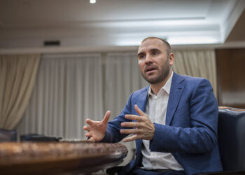 Renunció Guzmán  ex ministro de economía.