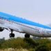 Amenaza de bomba en un avión de Aerolíneas que debió aterrizar de urgencia en Comodoro Rivadavia.