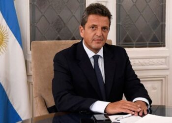 Massa afirmó que no recibió ningún ofrecimiento y rechazó «rumores y versiones, para ser  Ministro de Economía.