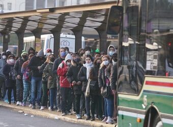 Transferirán más de $2.100 millones a las empresas de colectivos.