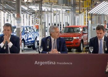 Lo que le pasó a Cristina debe hacernos reflexionar», aseguró el Presidente en su visita a la fabrica Ford.