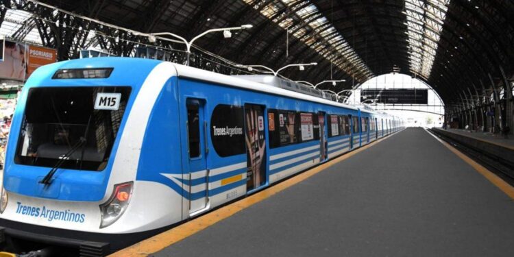 Fin de semana largo: ¿Cómo funcionaban trenes, subtes y colectivos?.