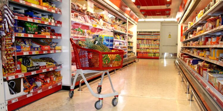El ranking de los cinco gastos que los consumidores tuvieron que resignar para llegar a fin de mes.