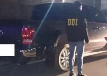MAS DE 13 KILOMETROS DE PERSECUCION .