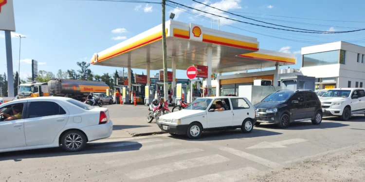 SIN NAFTA HASTA CUANDO HABRA FALTANTES .