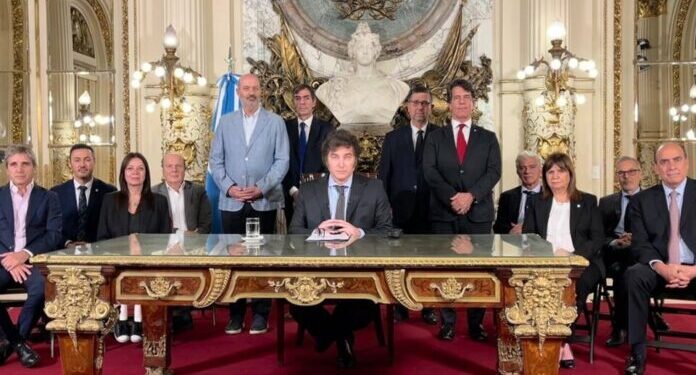 LA JUSTICIA TENDRA LA ULTIMA PALABRA ANTE EL DNU.