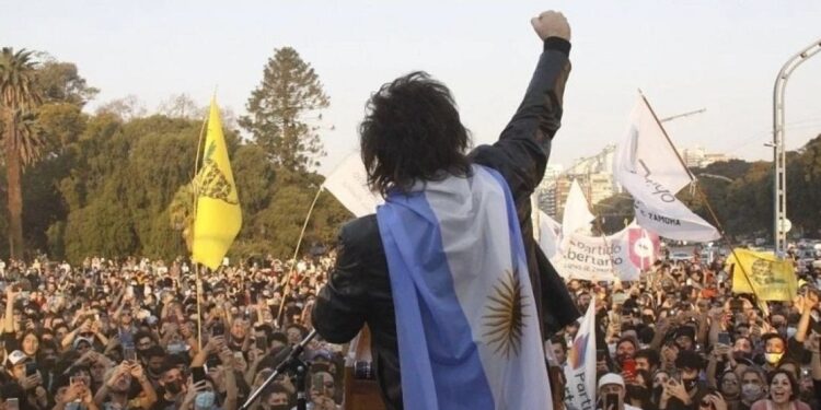 JAVIER MILEI ES EL NUEVO PRESIDENTE DE LOS ARGENTINOS /AS