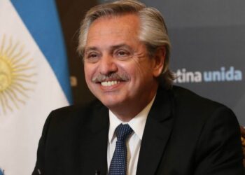 Alberto Fernández ya inició el trámite de su jubilación como ex presidente: cobraría unos 7 millones de pesos.