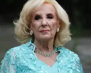 Mirtha Legrand apoyó a las universidades en medio del reclamo al Gobierno por el presupuesto: «Un tesoro que tenemos, los Argentinos y no se debe tocar.