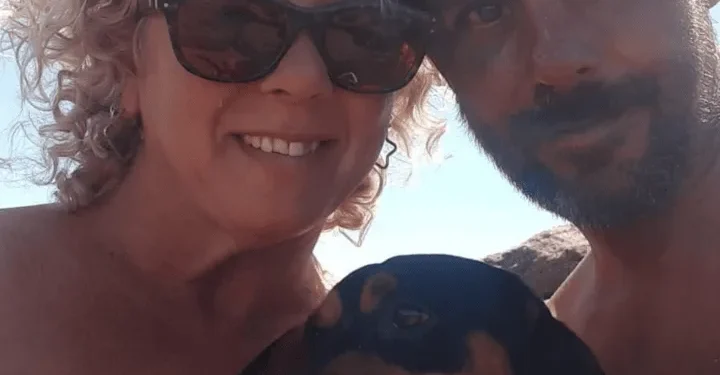 Hallaron muerto en su celda al hombre que asesinó a su pareja en un hotel alojamiento.