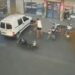 MERLO: FUE A COMPRAR A UNA ESTACION DE SERVICIO  , LE QUISIERON ROBAR LA MOTO Y COMENZARON A LOS TIROS .