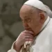 El Papa Francisco pasó una noche tranquila, informó el Vaticano.