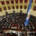 Diputados aprobaron aumento a jubilados del 7,2% y una suba del bono a 110 mil pesos y media sanción a Discapacidad .