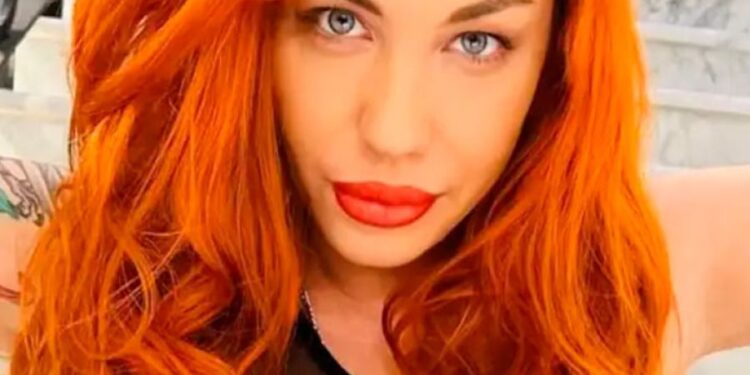 Hallaron a la cantante Lourdes Fernández y detuvieron a su pareja, imputada por privación ilegítima de la libertad.