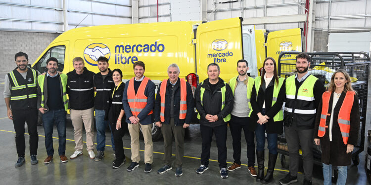 TIGRE ABREN LOGISTICA DE MERCADO LIBRE .