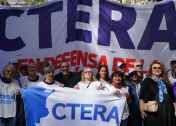 GRAN BUENOS AIRES PARO DE DOCENTES .