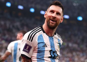 GOLEADA ARGENTINA DE LA MANO DEL 10.