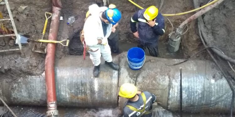 AySA realizará una inspección en un río subterráneo y podría haber baja presión de agua en localidades del Oeste.