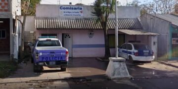 VIRREY DEL PINO :Buscaban detenerlo por un homicidio: intentó matar a su pareja, se enfrentó a tiros con la Policía y su cómplice murió tras chocar durante la fuga.