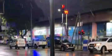 Burzaco: un colectivero se entregó tras descubrir que había atropellado y matado a un hombre.