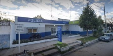 LA MATANZA Una oficial de la Policía de la Ciudad murió el pasado sábado tras sufrir un disparo con su arma reglamentaria en la puerta de una comisaría del barrio San Carlos.