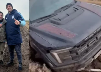 Quedó varado en el barro en Sierra de los Padres y dos vecinos lo ayudaron: el gesto que conmovió a todos del Dibu Martinez.
