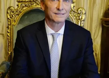 Polémica por la bandera de Malvinas: Macri cuestionó el gesto de la Selección y generó críticas.