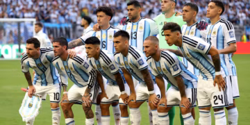 Argentina derrotó a Suiza en el alargue y avanzó a las semifinales y enfrentara a Inglaterra.