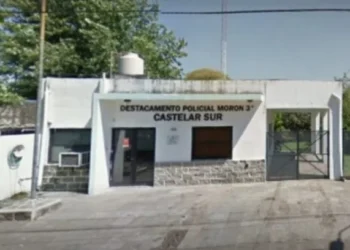 Investigan el asesinato de un joven baleado en el rostro en Castelar Sur