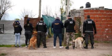 Un llamado anónimo permitió desarticular puntos de venta de droga en Maquinista Savio
