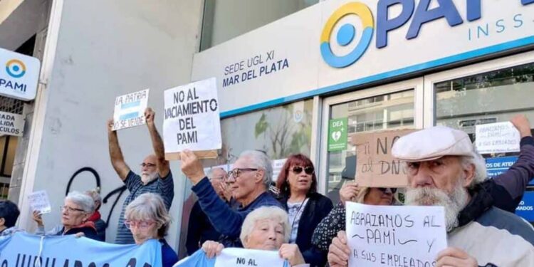 PARO DE SANATORIOS DE PAMI POR 48 HORAS, POR FALTA DE PAGOS