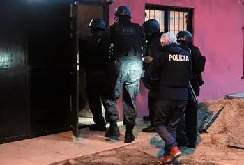 Policía de la Federal Baleado en la Villa Palito