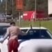 Tensión y violencia en el acceso al Tortugas Open Mall: limpiavidrios atacaron autos y hubo detenidos