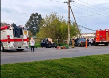 Murió una mujer de 44 años tras un choque entre dos autos en Merlo.