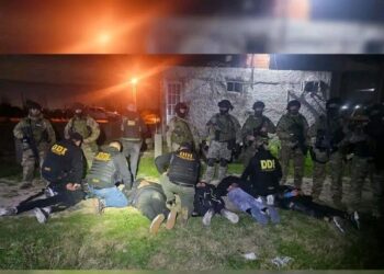 MEGAOPERATIVO EN LA MATANZA: 12 DETENIDOS, ARMAS Y MÁS DE 1.500 DOSIS DE DROGA