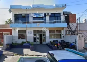 Murió un adolescente de 15 años tras un enfrentamiento con un policía en Isidro Casanova