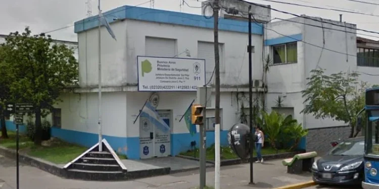 Violento robo en una vivienda en Jose c Paz : cuatro delincuentes golpearon y maniataron a dos hombres