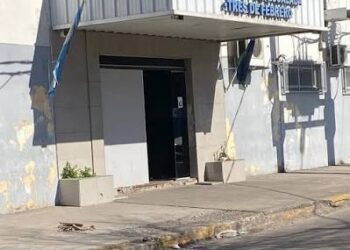 Pablo Podestá: un conflicto vecinal por una vivienda terminó con amenazas, peleas y disparos