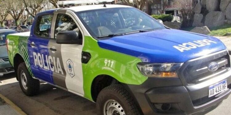 Tres de febrero : Motochorros le pegaron 7 tiros a un Joven para robarle la Motocicleta .